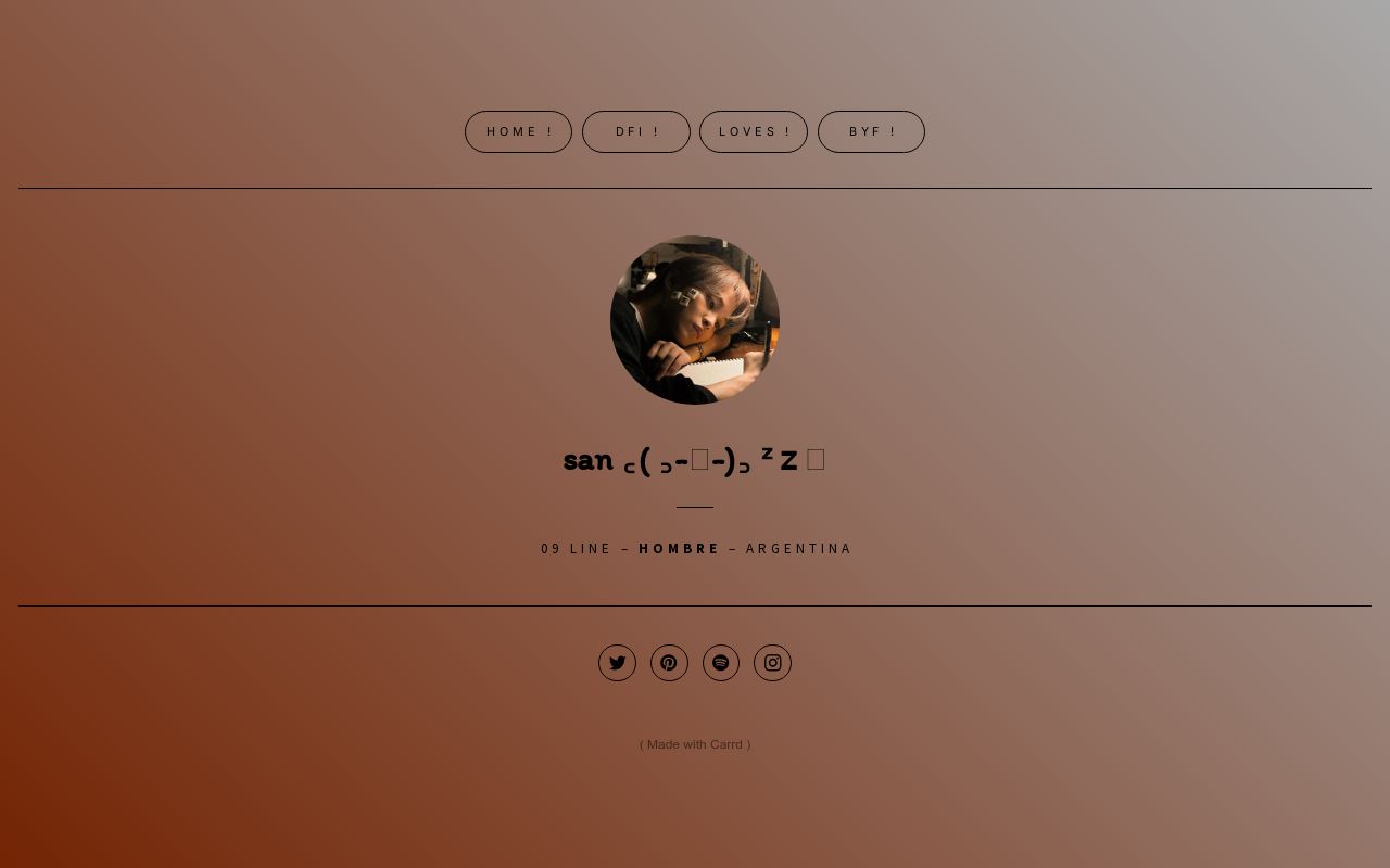 Carrd profile picture for @santo